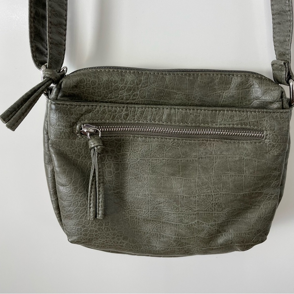 Bueno Soft Leather Olive Green Crossbody Purse Cottagecore Western Cabin Boho
